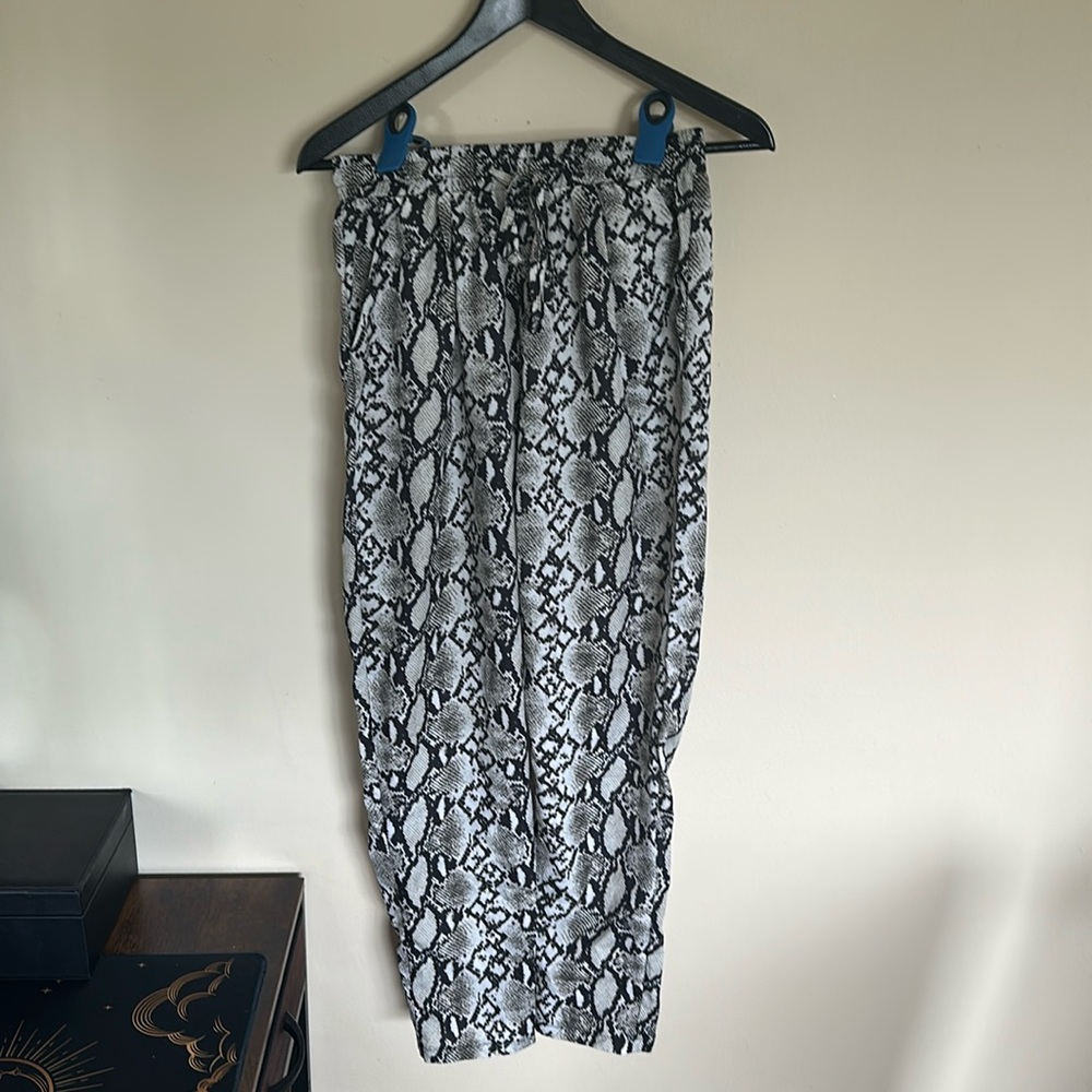 Pretty Little Thing snake print pants size 4